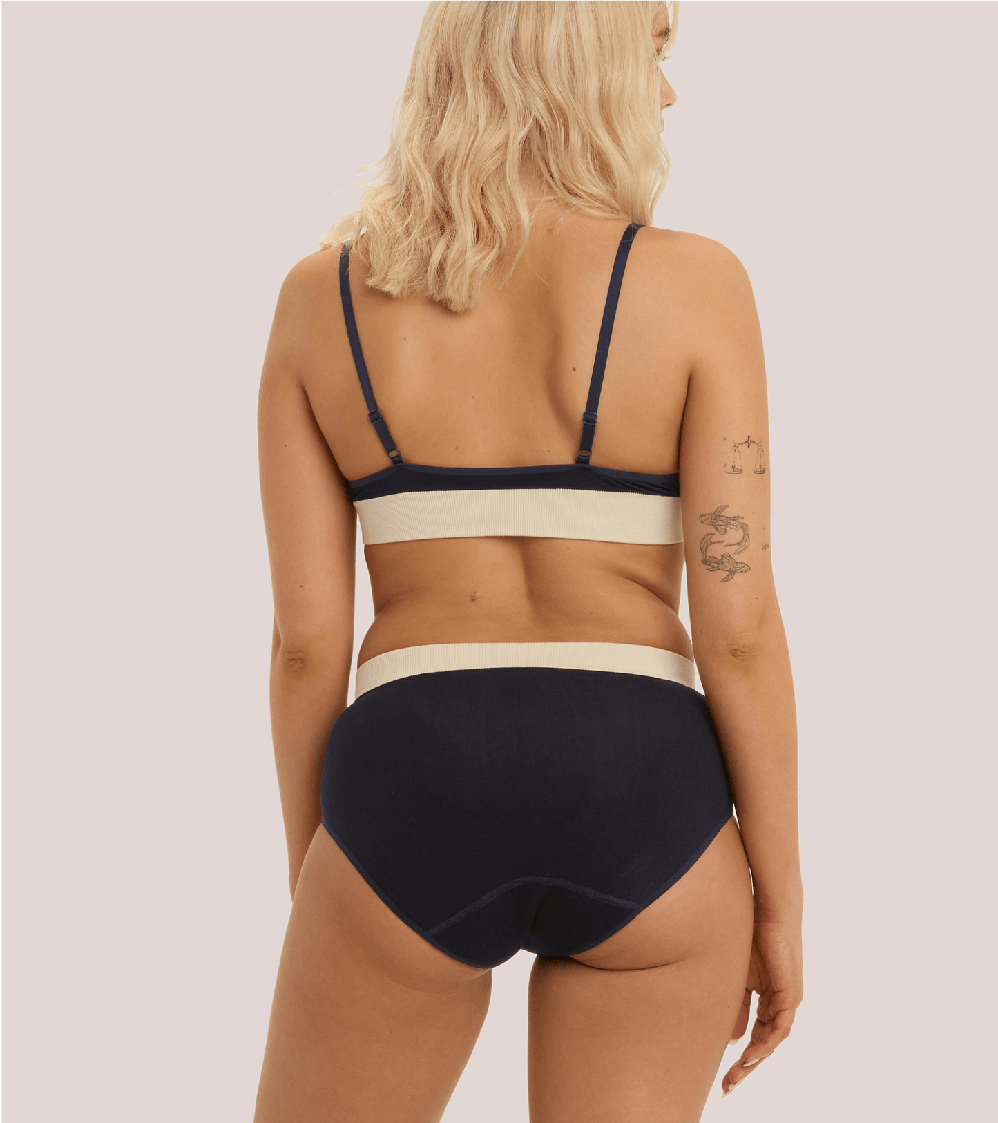 Sunday - Hugger - Navy